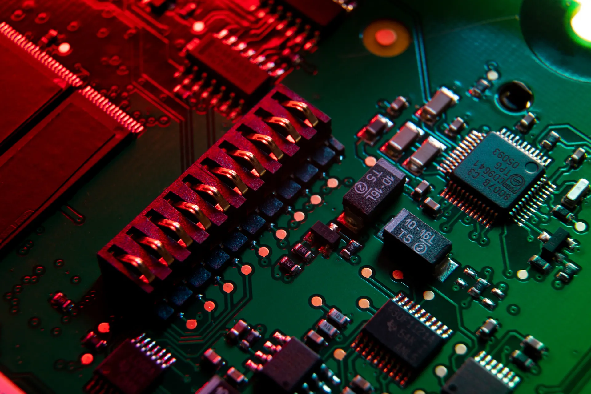 パワー半導体とPMICの基礎と将来性