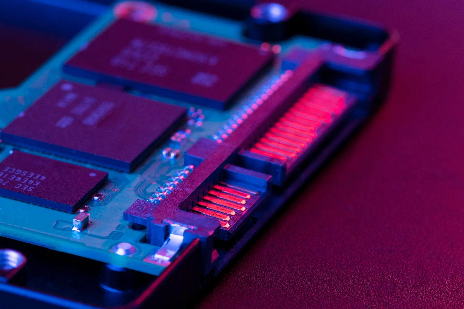 半導体はなぜ重要？用途と社会的な役割を解説